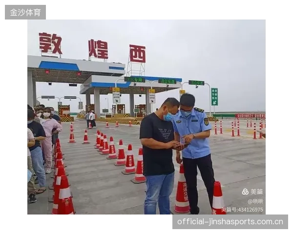 摔跤队防线筑牢，数名运动员稳健发挥迎难而上